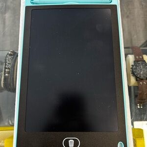 COLORFUL LCD ELECTRONIC WRITING TABLET w/STYLIST ✍️
